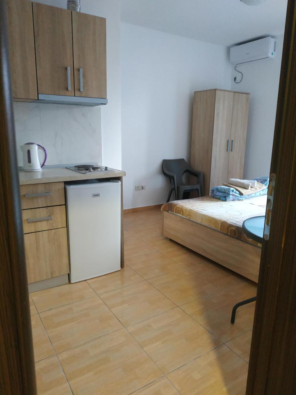 Alise Apartment *